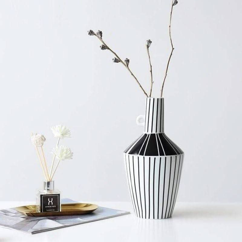 KAZURI – Elegante Keramikvase für ein modernes Ambiente