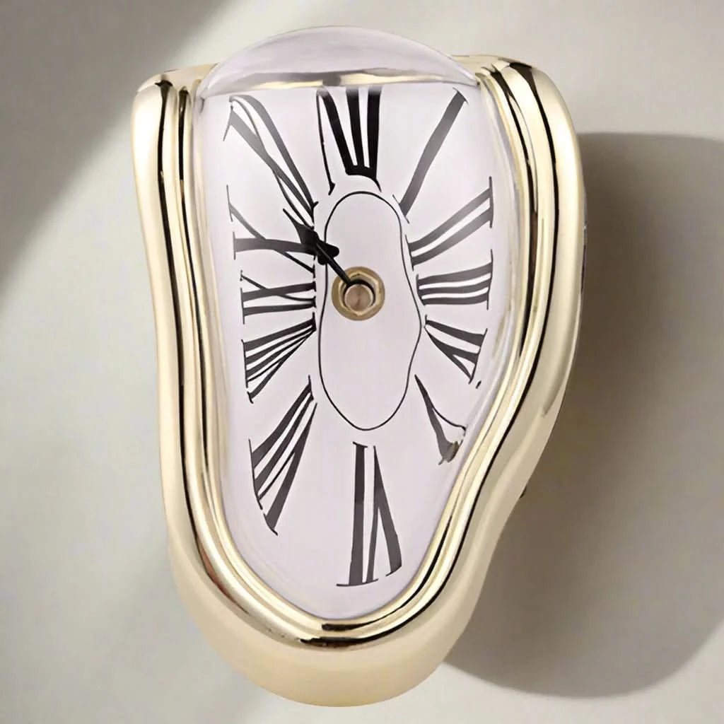 Cali - Surrealistische Tropfende Wanduhr