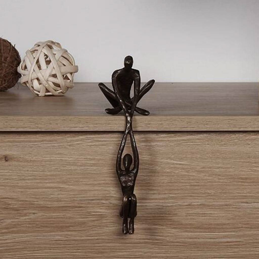 ALTRIVA Abstrakte Menschenfigur-Skulptur Minimalistisches Design Harz Eleganz Und Stärke