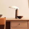 LUMENORA – Moderne Tischlampe Für Stilvolle Räume