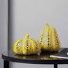 Althessa Kusama-Inspirierte Polka-Punkt Figuren Aus Harz Kunst Dekor Zuhause