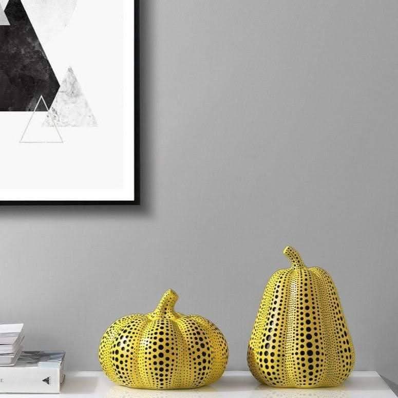 Althessa Kusama-Inspirierte Polka-Punkt Figuren Aus Harz Kunst Dekor Zuhause