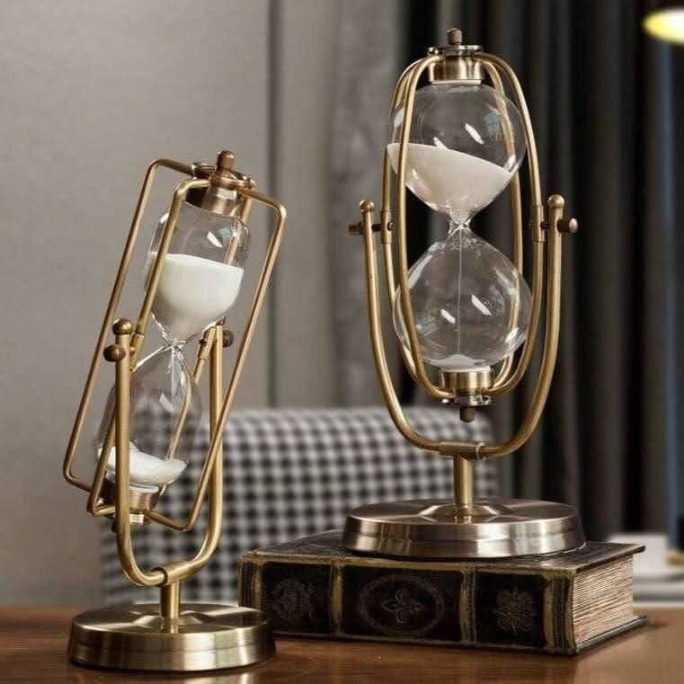 CHRONUS – Elegante Sanduhr für Zeitlose Schönheit