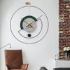 ZEPHYRA Veredelte Metallrahmen-Wanduhr Mit leisem Quarzwerk Und Moderne Gestaltung