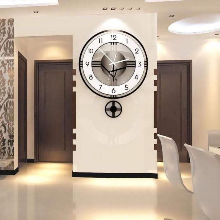 PORTOCLASS – Elegante Wanduhr für ein Stilvolles Ambiente