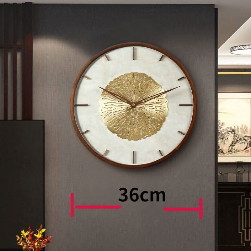 FIORAELLE Goldene Blüten-Wanduhr Walnusskupfer Elegantes Kunstvolles Design