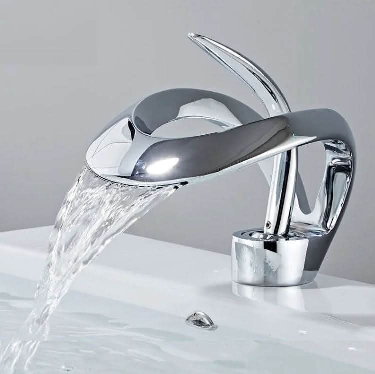 ORENIX Skulpturaler Aqua Gestalter Wasserhahn Modernes Badezimmer Refugium Hochwertige Materialien