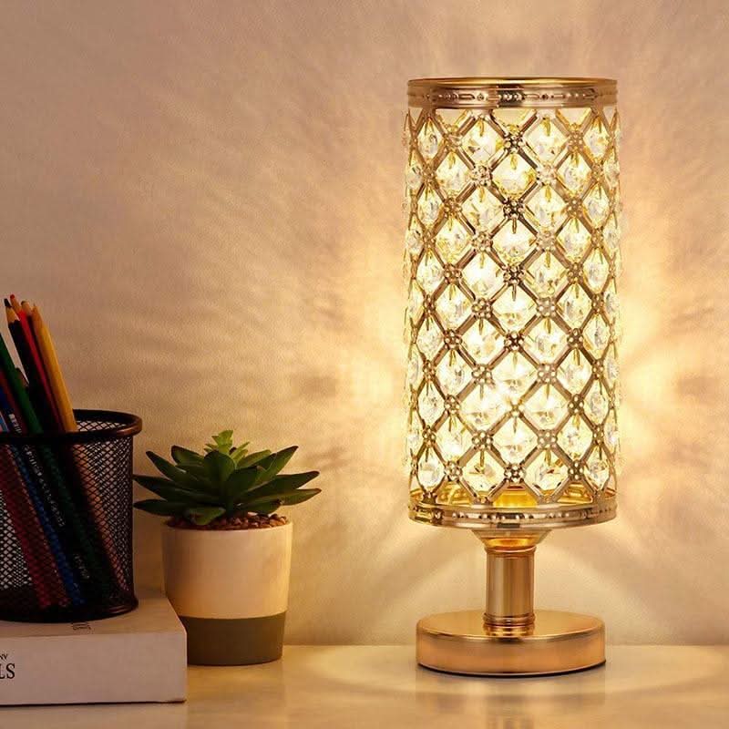 SOLVINA – Strahlende Tischlampe