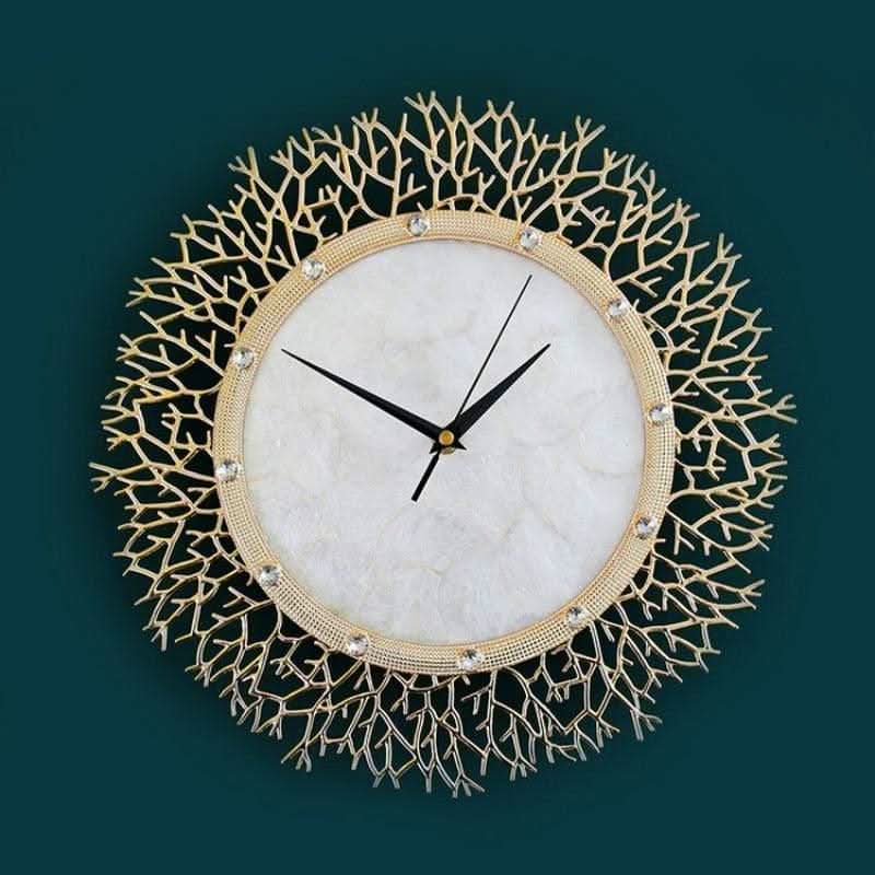 ASTRA – Elegante Wanduhr