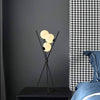 DAPHNE Opal Kugel Stehlampe Schwarzer Metallrahmen Drei Opalglaskugeln Modernes Design