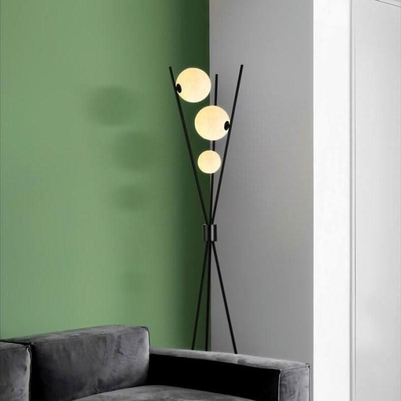 DAPHNE Opal Kugel Stehlampe Schwarzer Metallrahmen Drei Opalglaskugeln Modernes Design