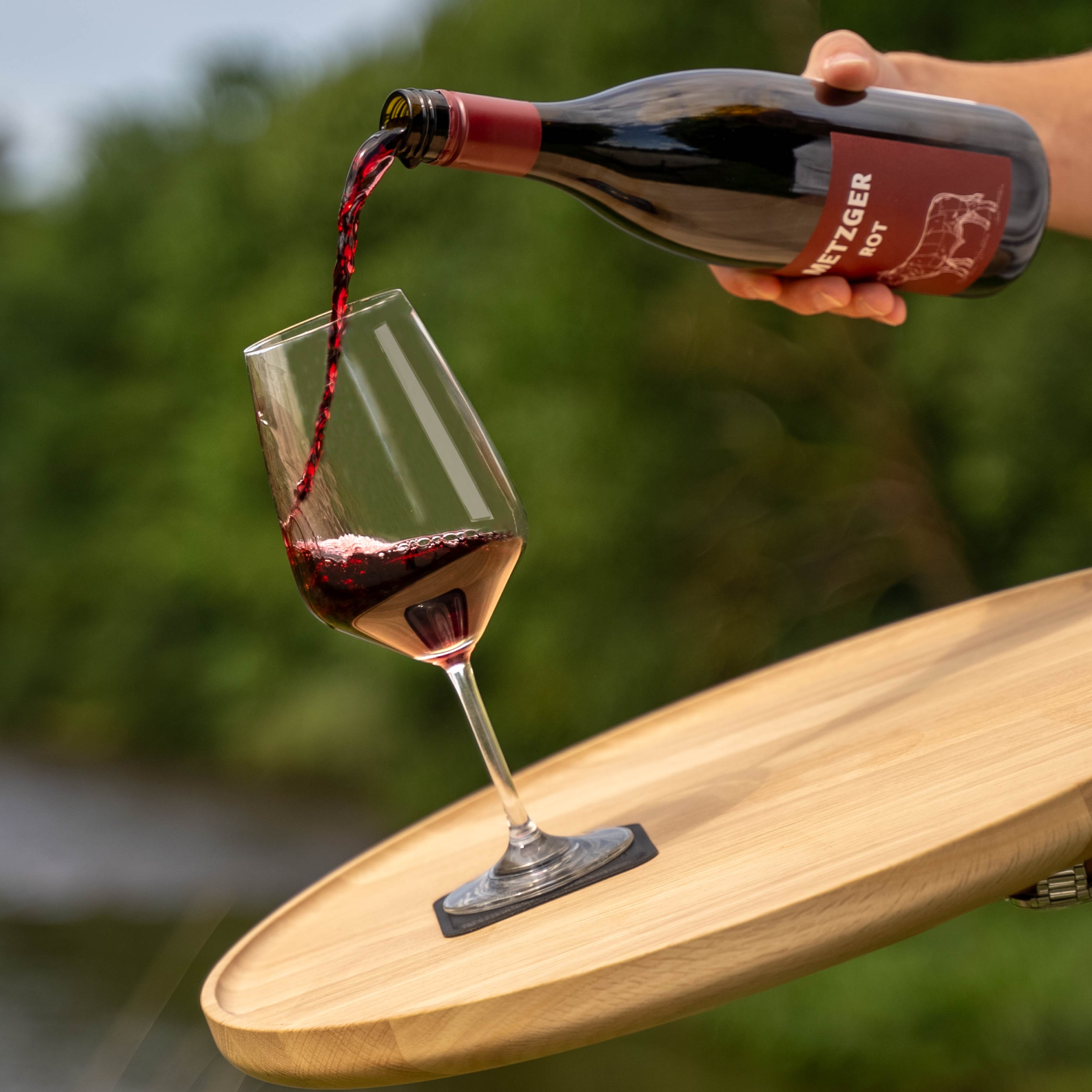 Magnetic crystal glasses WINE